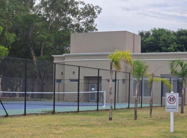 Terreno · 875m²