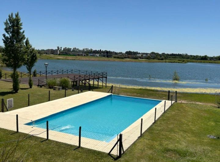 Terreno · 942m²