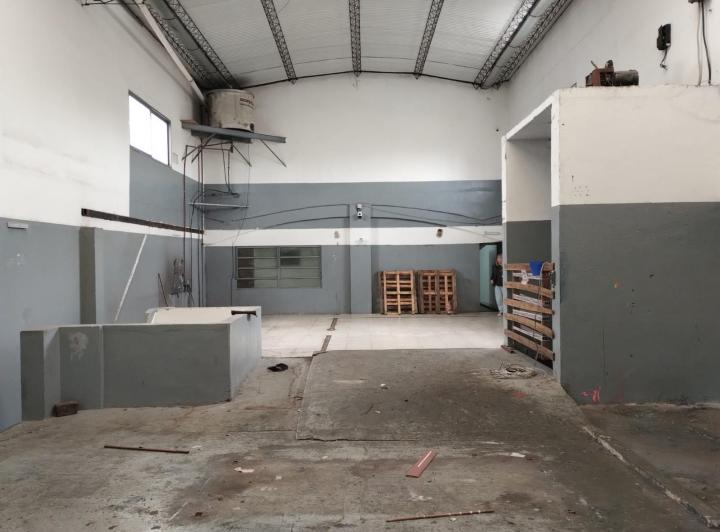 Bodega-Galpón · 700m² · 1 Cochera