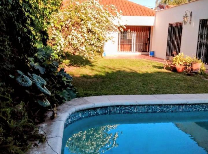 Casa · 270m² · 4 Ambientes