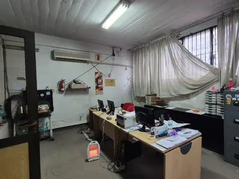 Galpón en Alquiler en Liniers, Capital Federal