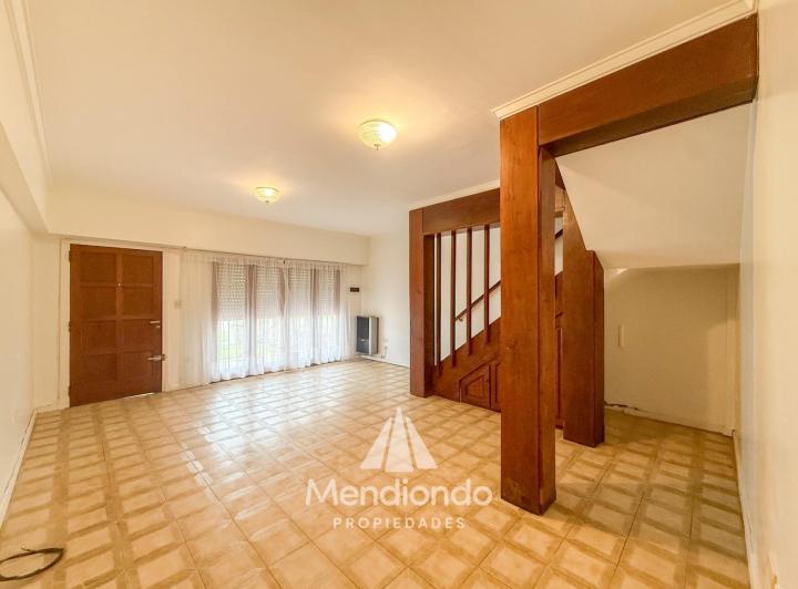 Casa · 150m² · 5 Ambientes