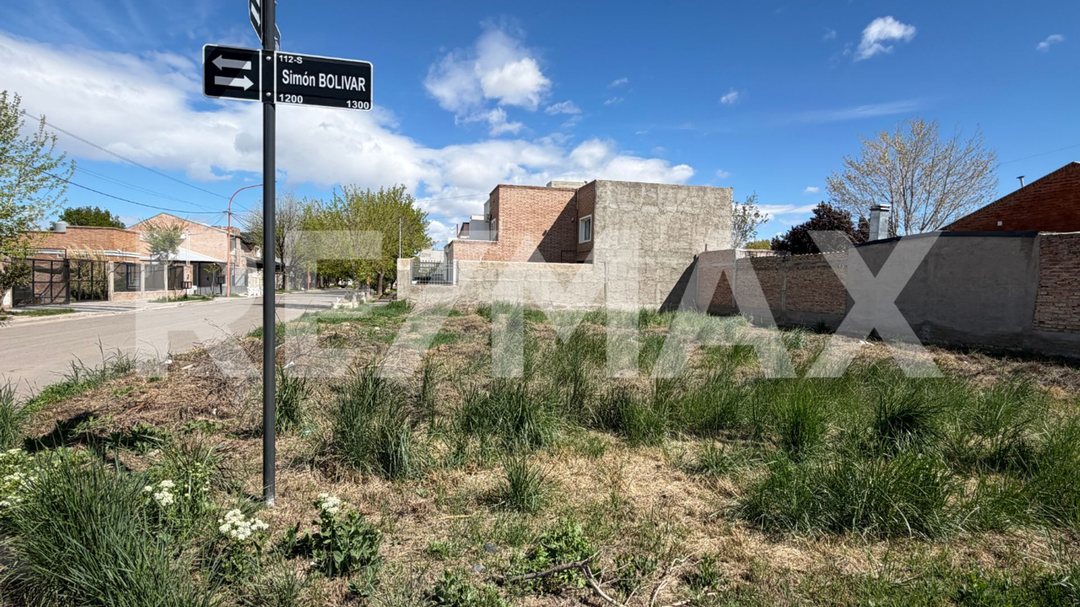 LOTE EN ESQUINA BARRIO LAS VIÑAS CIPOLLETTI