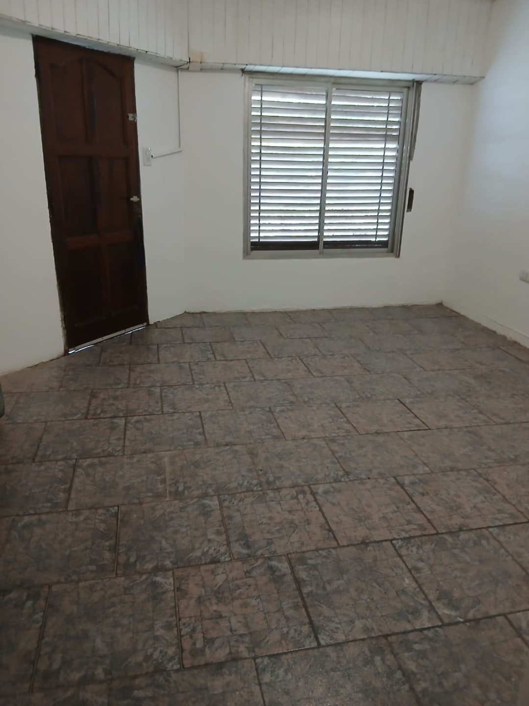 Lujan venta casa 3 ambientes doble terreno
