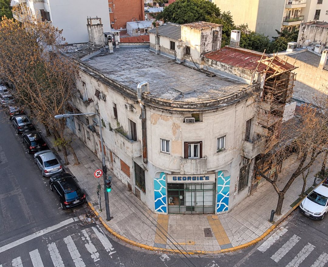 VENTA LOTE CHACARITA EN ESQUINA 1500 M2 VENDIBLES