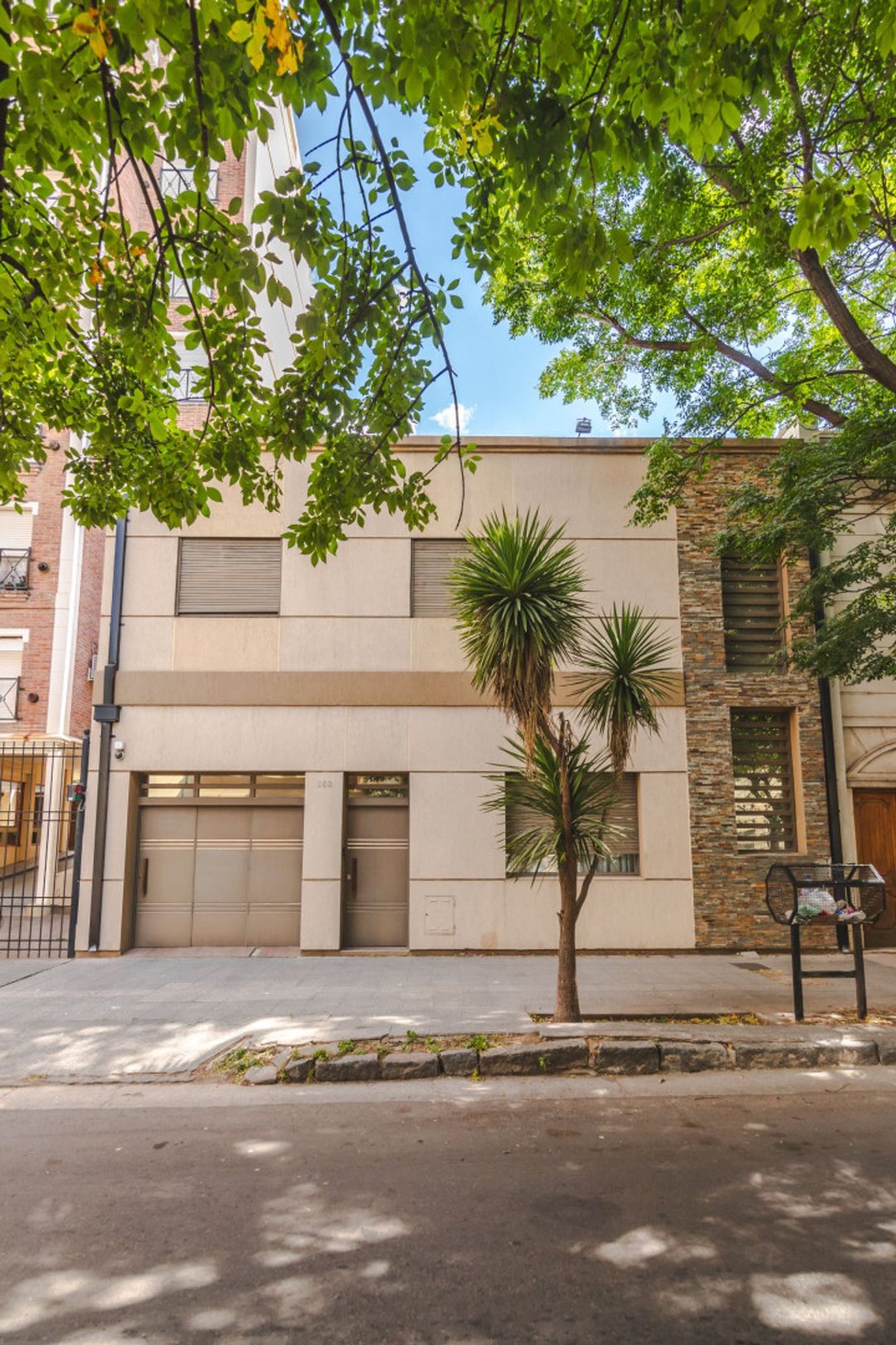 CASA DE CATEGORIA  EN EL CENTRO