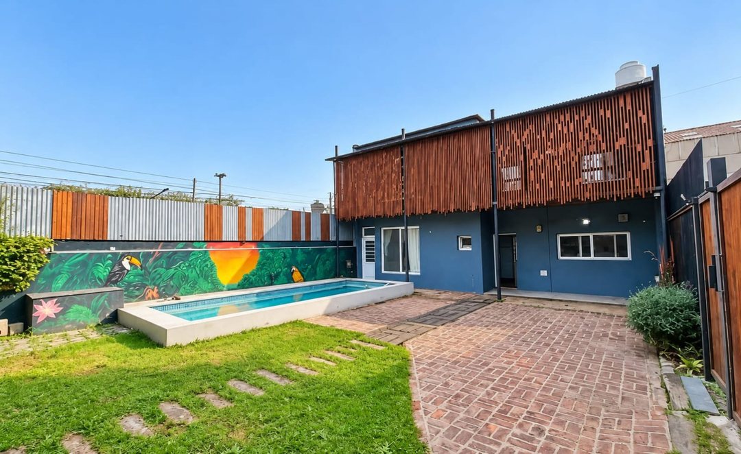 VENTA PH 3 AMB CASTELAR SUR CON PILETA Y QUINCHO