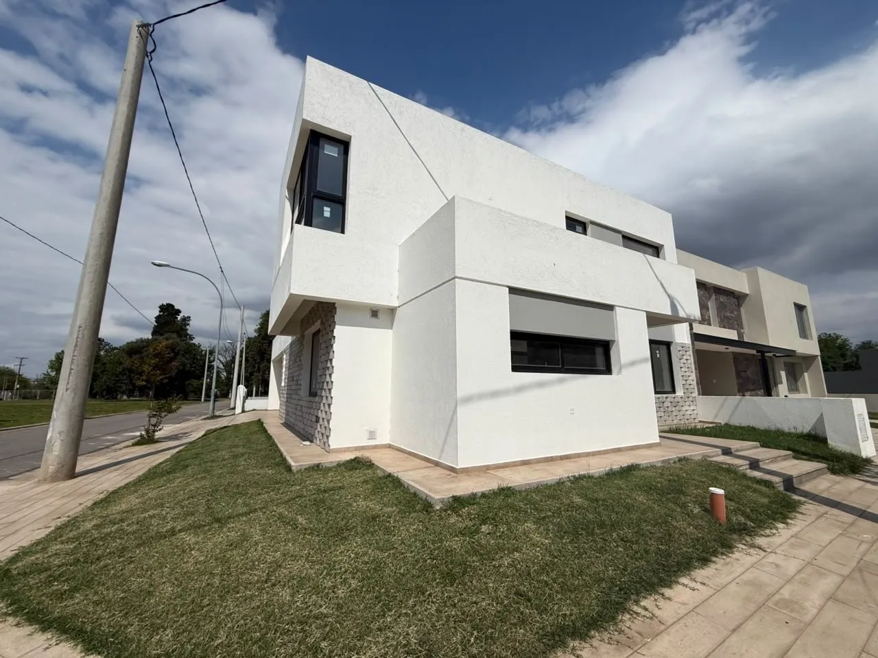 Casa en venta Jardin de las tejas apta credito
