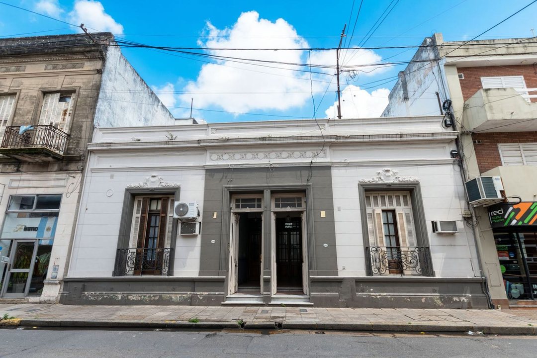 Importante terreno apto desarrollo FRENTE 14 Mts.