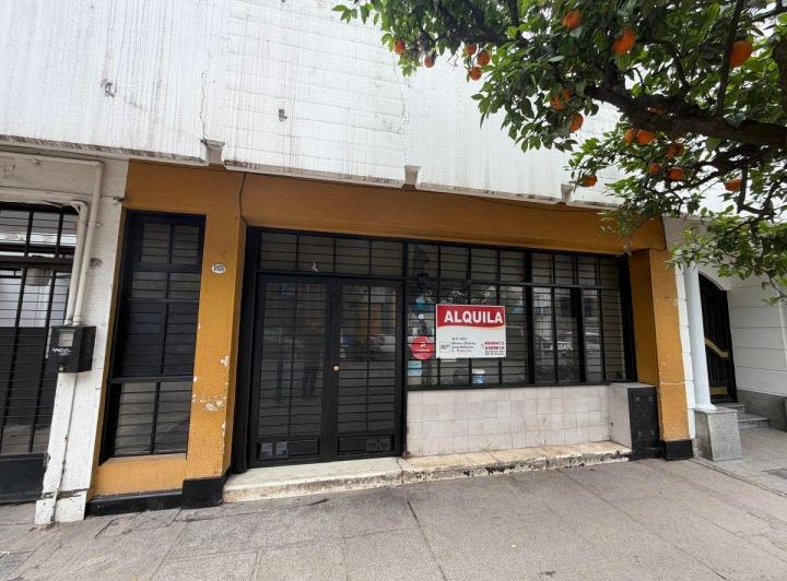 Local comercial · 90m²
