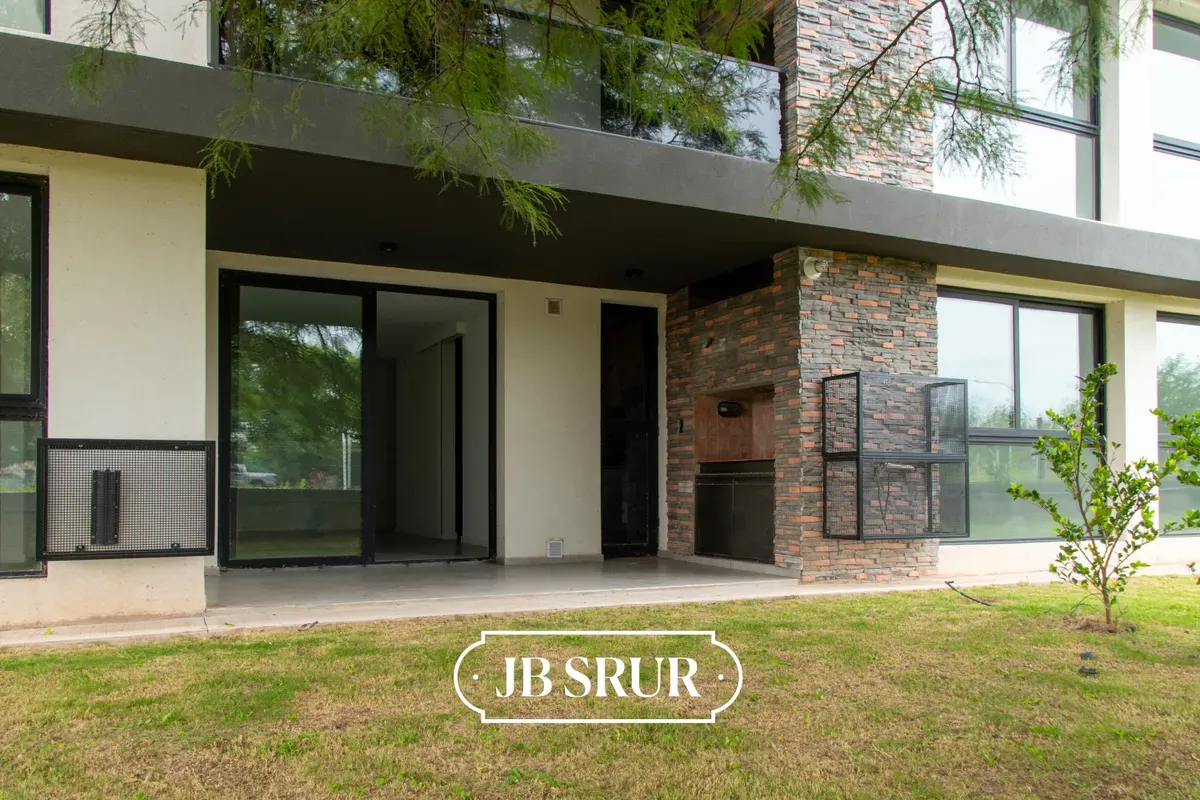 Departamento de 1 dormitorio en venta en Manantiales 1
