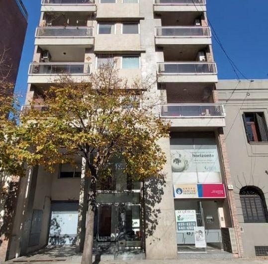 Departamento · 120m² · 5 Ambientes · 1 Cochera