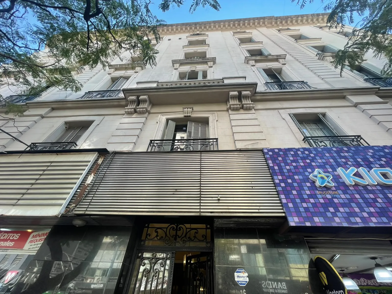 OPORTUNIDAD! ALQUILER GRAN DEPTO C/COCHERA EN PLENO CENTRO!
