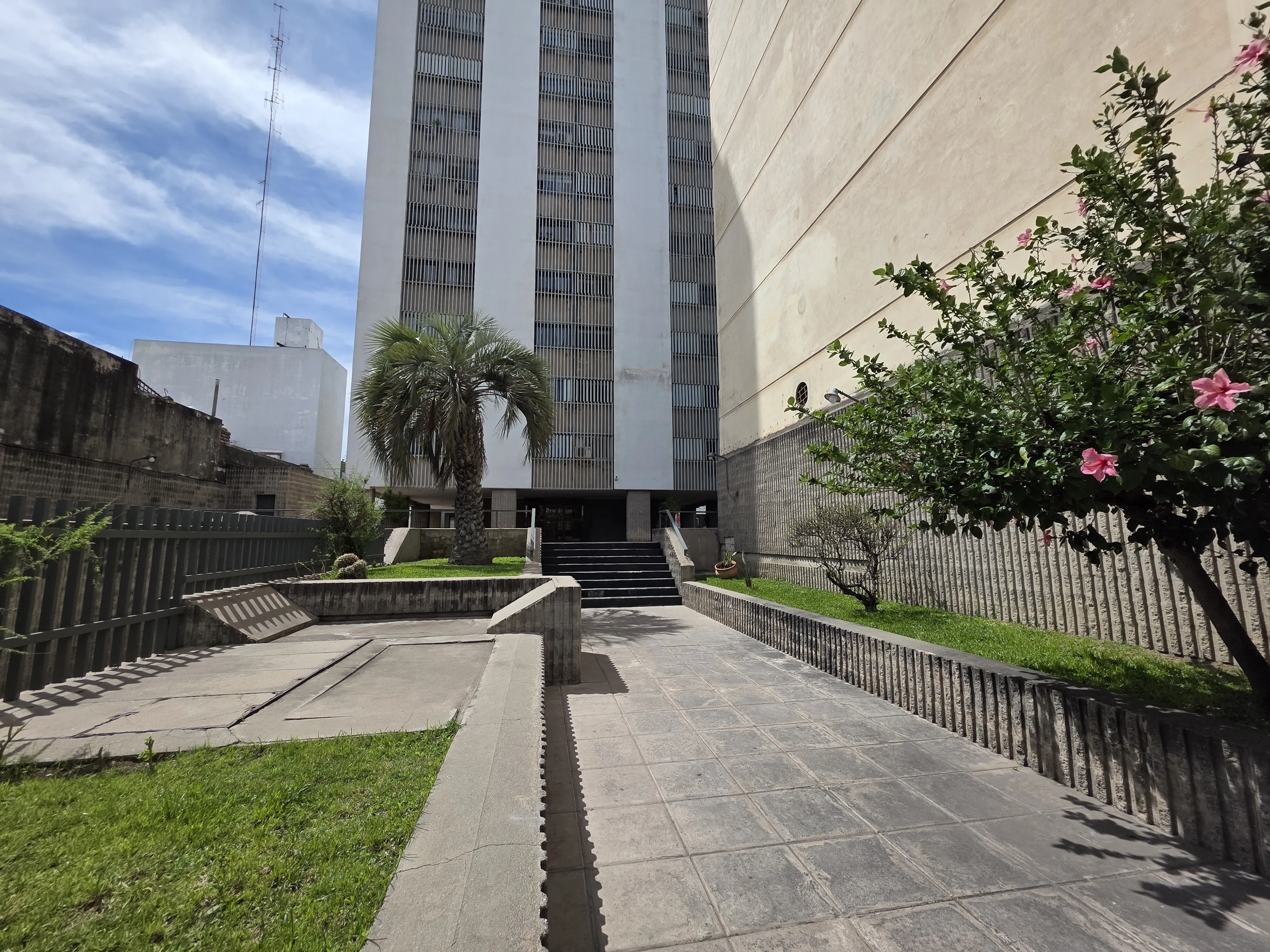 ALQUILER IMPECABE DEPARTAMENTO 2 DORMITORIOS HERMOSA VISTA, IMPECABLE RENOVADO