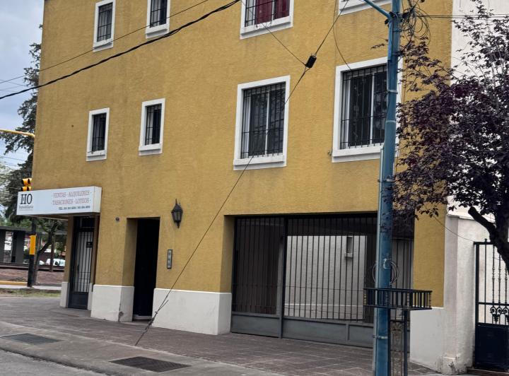 Departamento · 65m² · 2 Ambientes · 1 Cochera