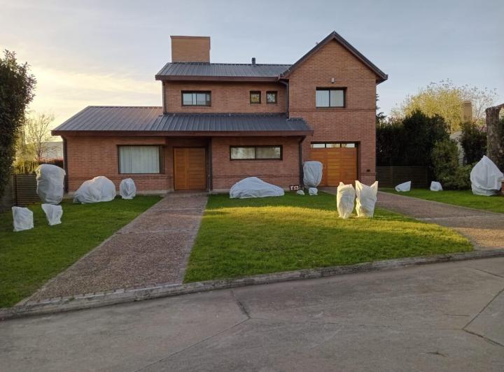 Casa · 337m² · 4 Ambientes