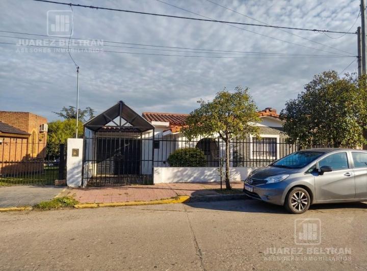 Casa · 156m² · 4 Ambientes · 2 Cocheras