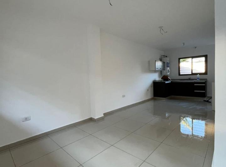 Departamento · 80m² · 4 Ambientes · 1 Cochera