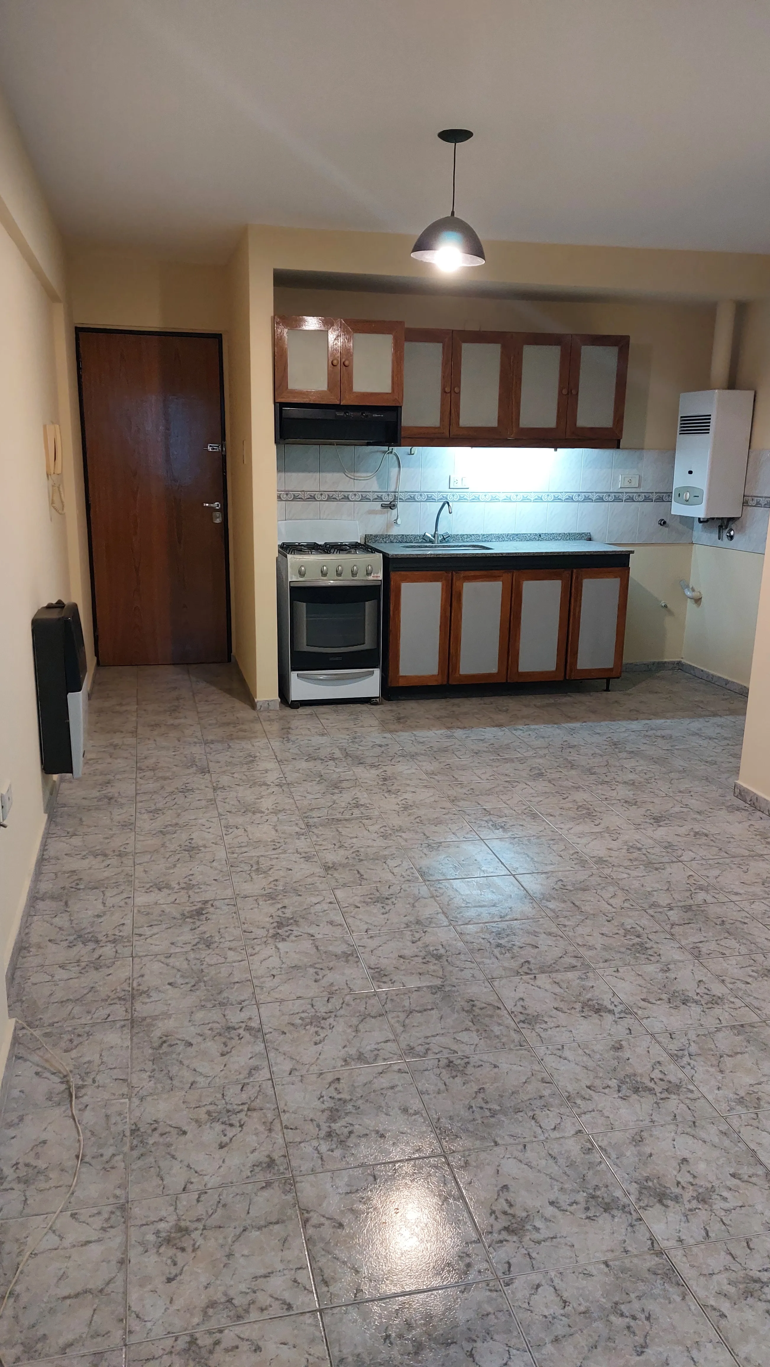 ALQUILO DPTO. 1 DORM.EN ALBERDI