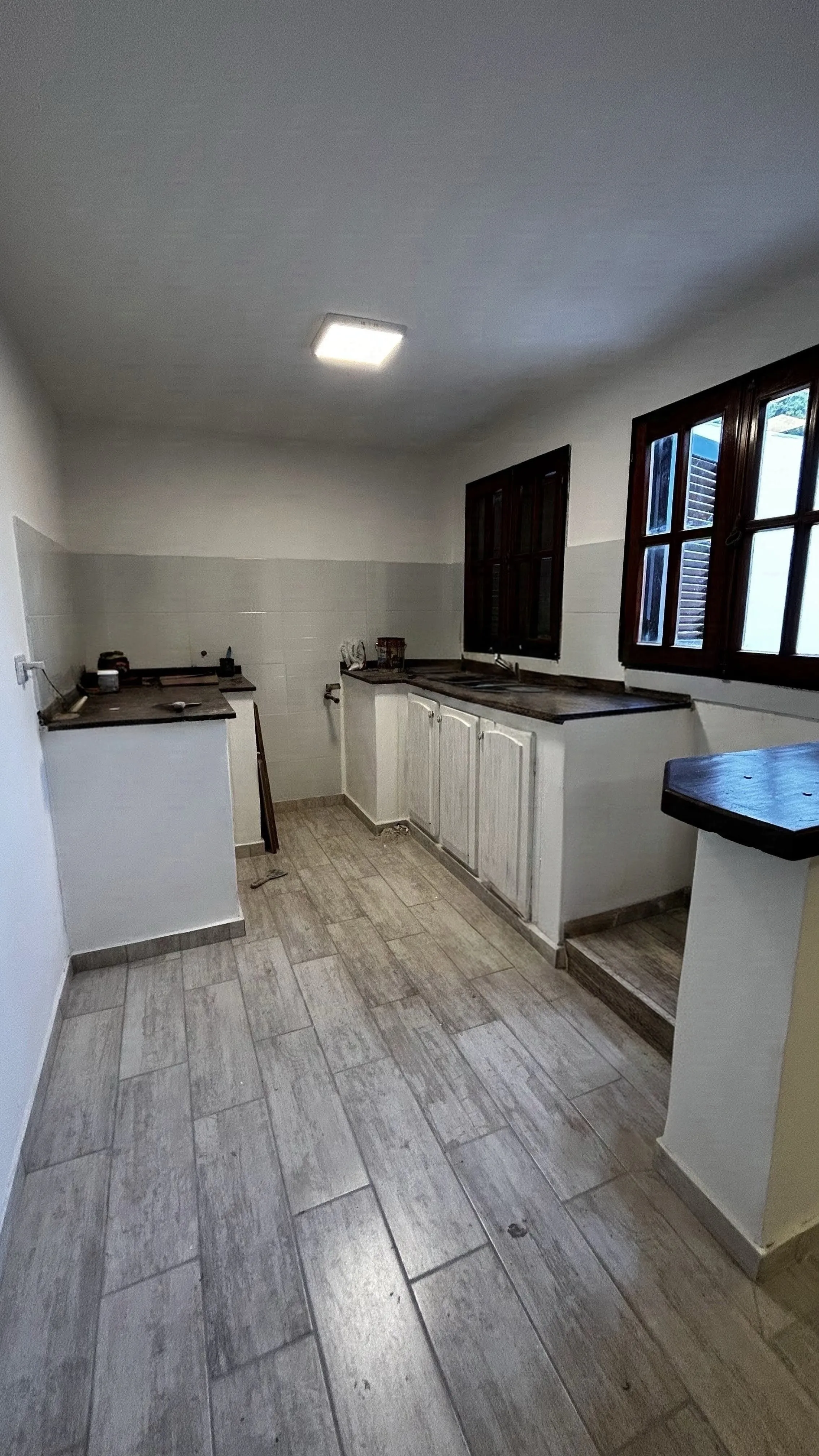 Excelente Duplex a mts de Av Tronador y a pocas cuadras Av FF.AA
