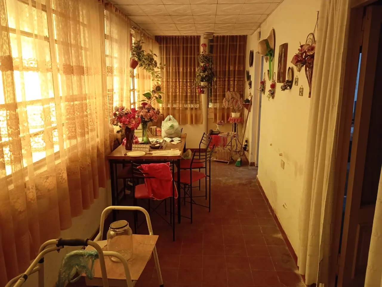 OPORTUNIDAD - ALTO GENERAL PAZ - CASA 2 DORM COCHERA