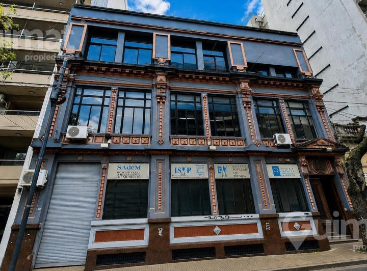 Terreno · 1341m²