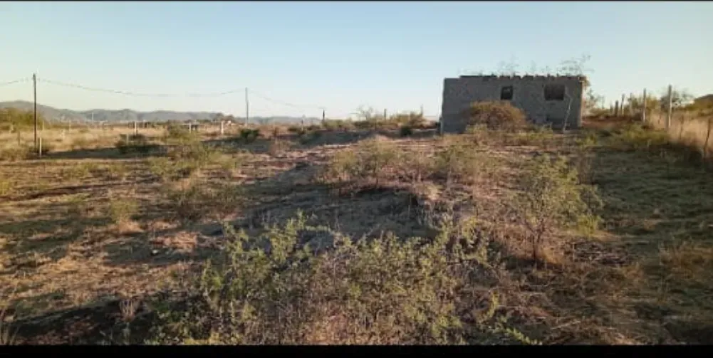 Terreno en venta de 2000 m2 con construccion