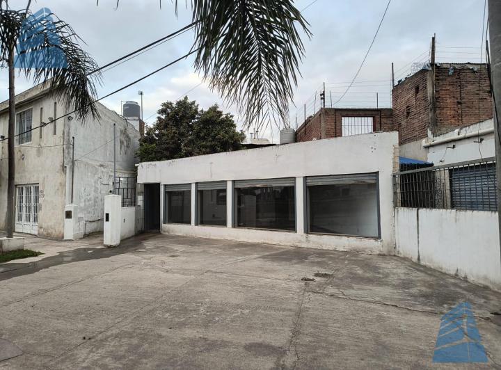 Local comercial · 77m²