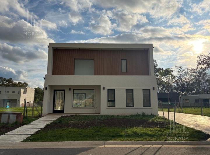 Casa · 143m² · 5 Ambientes