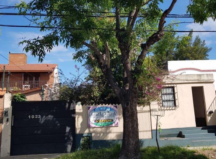 Casa · 92m² · 4 Ambientes · 1 Cochera