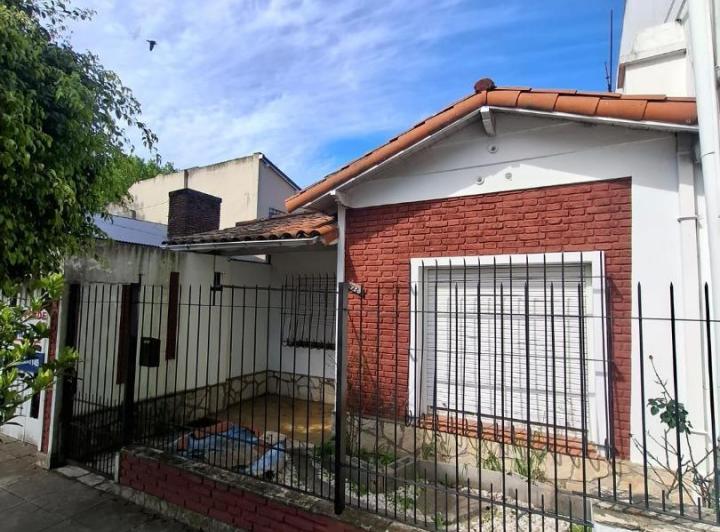 Casa · 150m² · 4 Ambientes · 1 Cochera