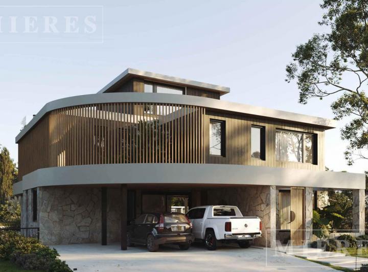 Casa · 416m² · 8 Ambientes · 2 Cocheras