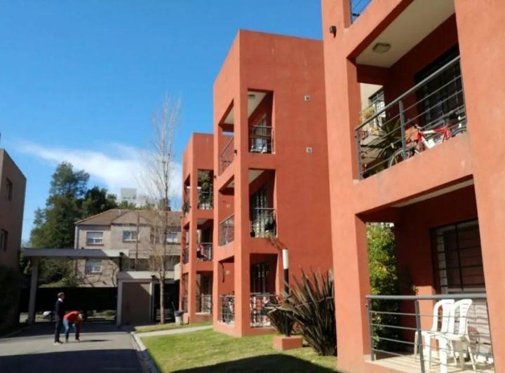 Departamento · 42m² · 2 Ambientes · 1 Cochera