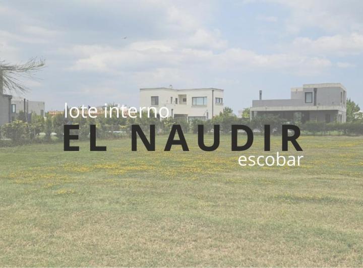 Terreno · 784m²