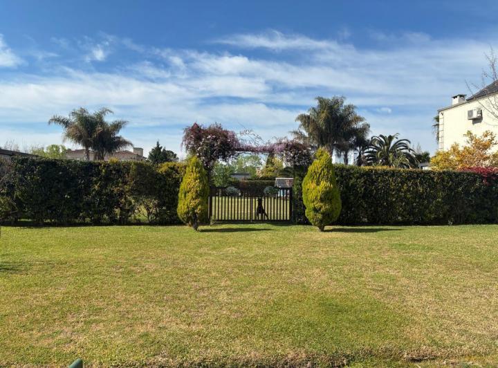 Terreno · 795m²