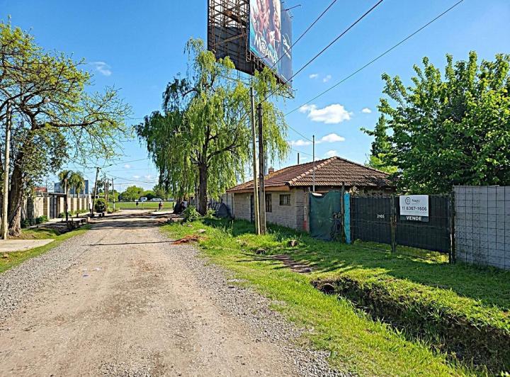 Terreno · 204m²