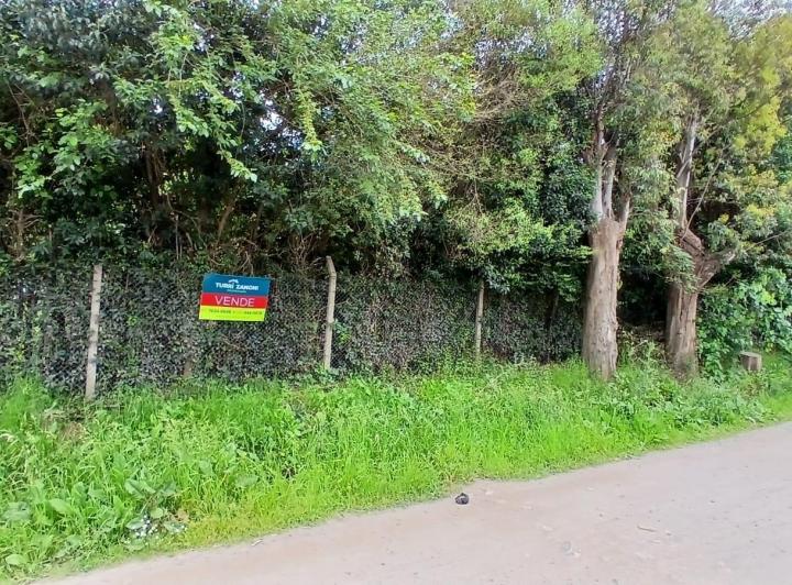 Terreno · 301m²