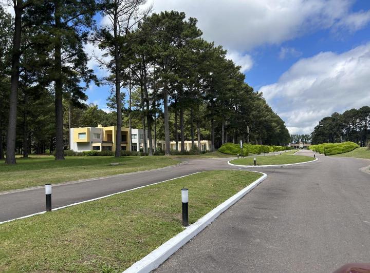 Terreno · 1764m² · 1 Ambiente