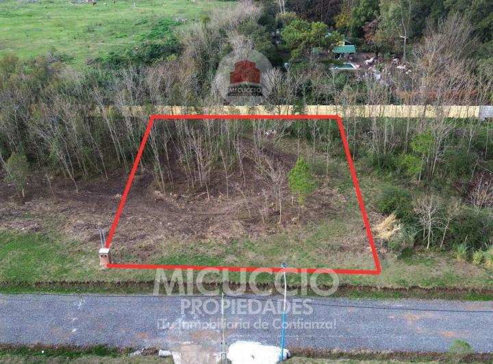 Terreno · 812m²