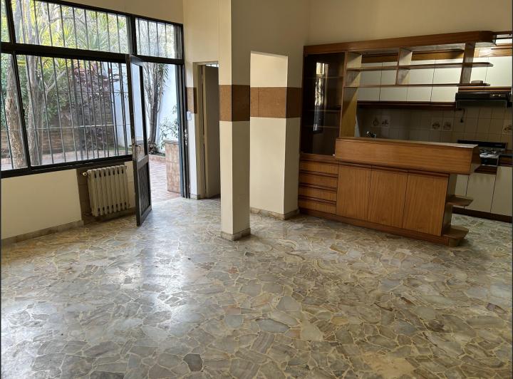 Casa · 125m² · 4 Ambientes · 2 Cocheras