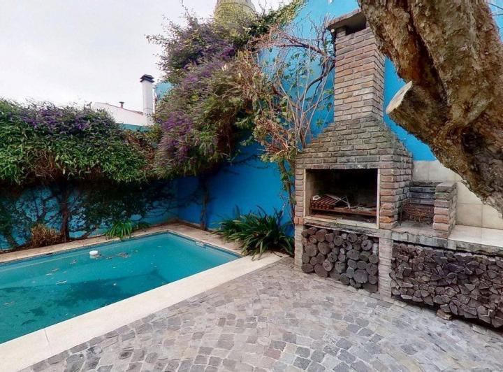 Casa · 192m² · 4 Ambientes · 1 Cochera