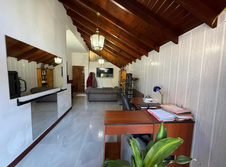 Casa · 125m² · 2 Ambientes · 2 Cocheras
