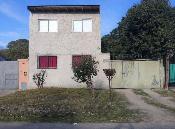 Casa · 140m² · 4 Ambientes · 1 Cochera