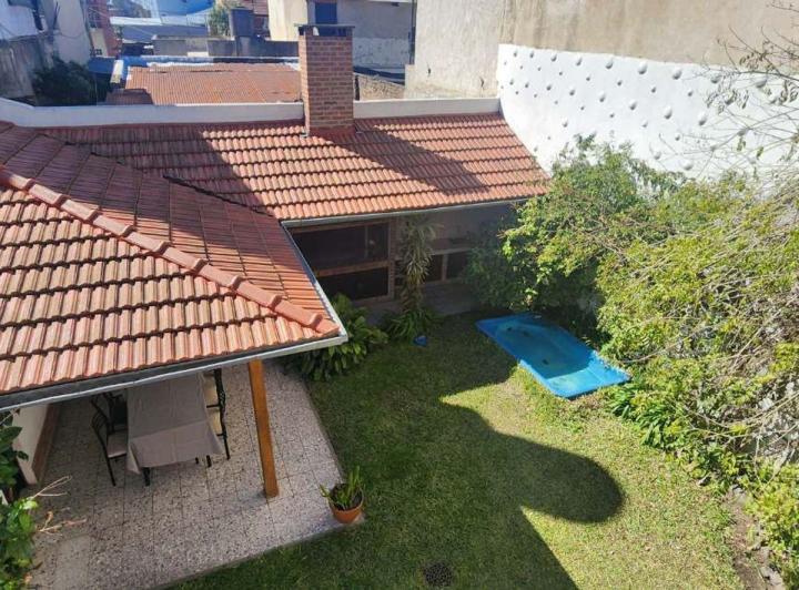 Casa · 150m² · 5 Ambientes · 3 Cocheras