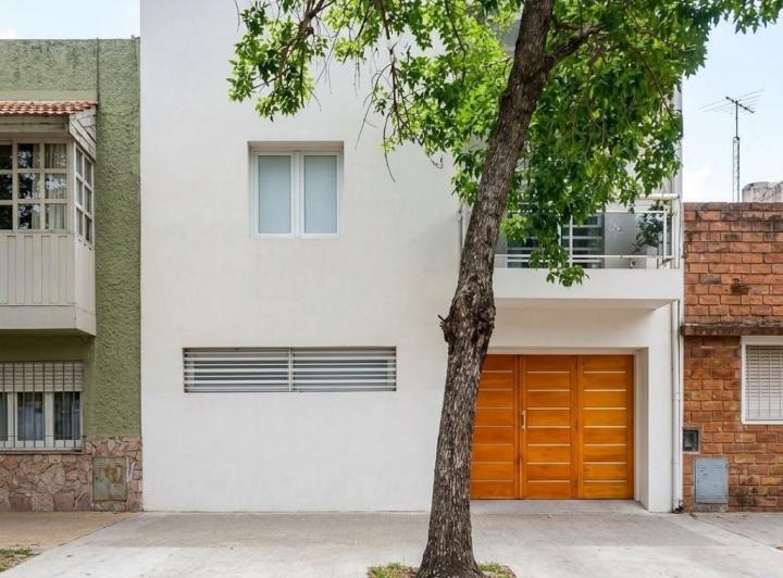 Casa · 165m² · 5 Ambientes · 1 Cochera