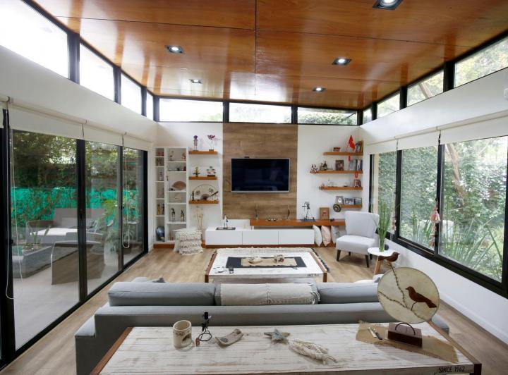 Casa · 230m² · 4 Ambientes · 2 Cocheras