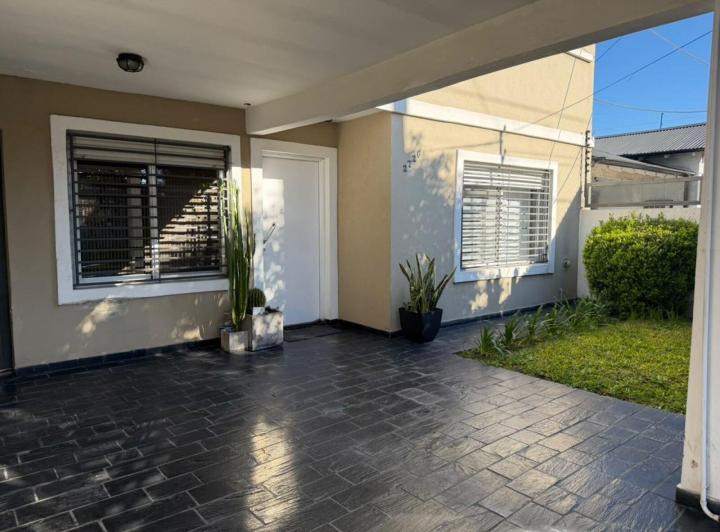Casa · 108m² · 3 Ambientes · 1 Cochera