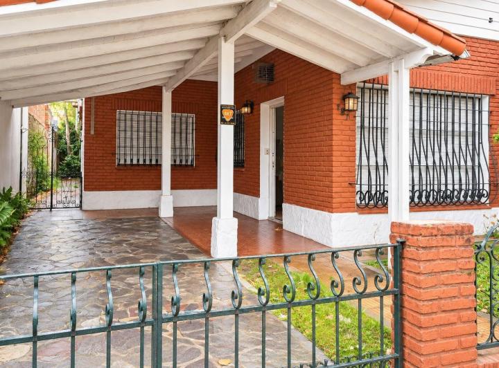 Casa · 157m² · 4 Ambientes · 1 Cochera