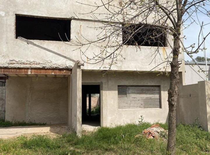 Casa · 162m² · 4 Ambientes · 2 Cocheras