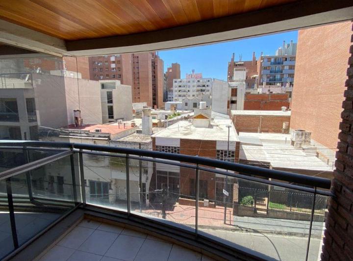 Departamento · 60m² · 4 Ambientes